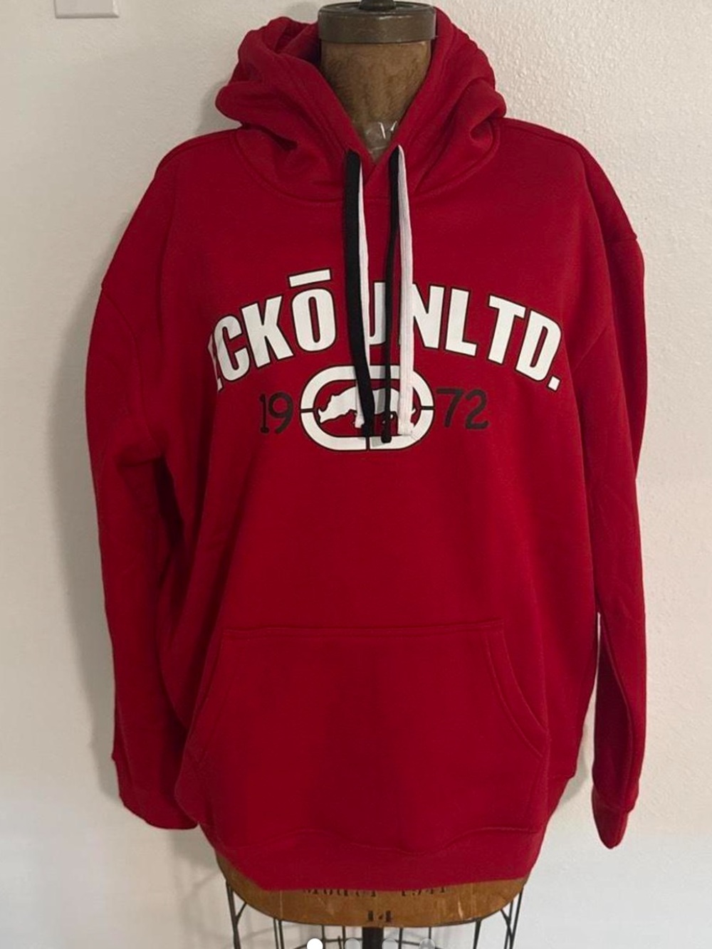 NWT Men’s Red and white Ecko Unltd. hoodie Size XL